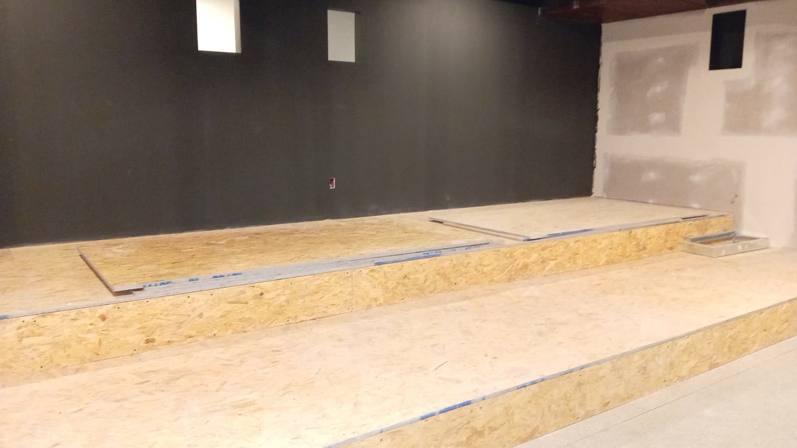 Obra gruesa con la tarima en OSB